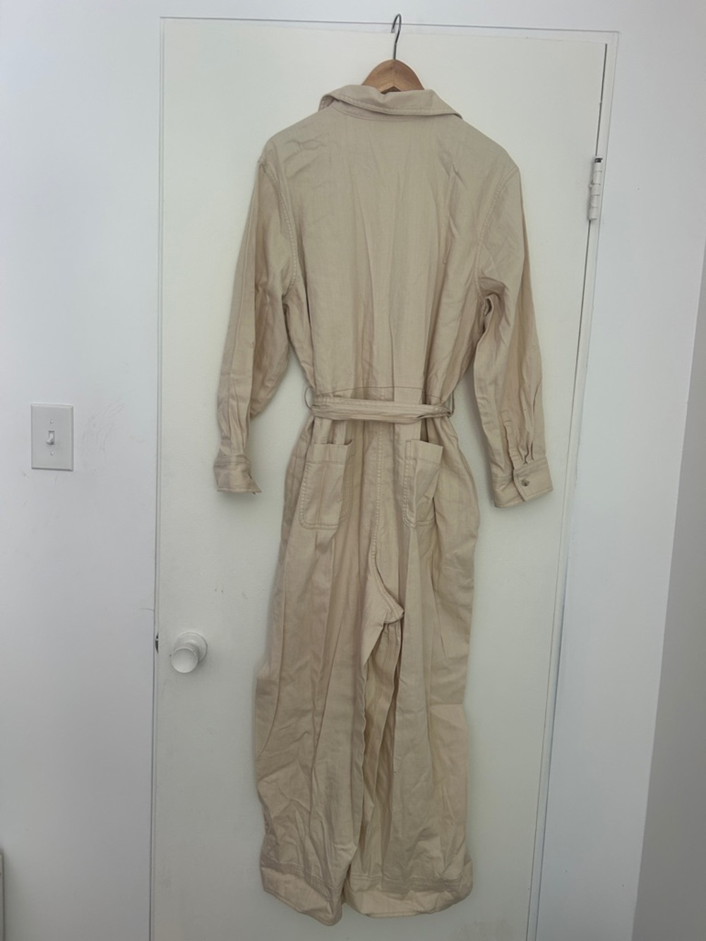 Banana Republic Cream Button-Front Jumpsuit with Tie Waist - Picture 4 of 4